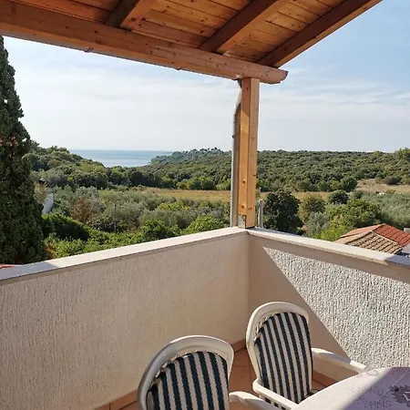 Apartamento Dorina Štinjan